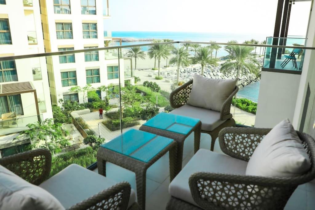 Address - 2 Bedroom * Fujairah